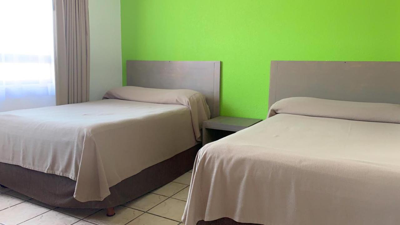 קאבו סן לוקאס Sunrock Hotel & Suites מראה חיצוני תמונה