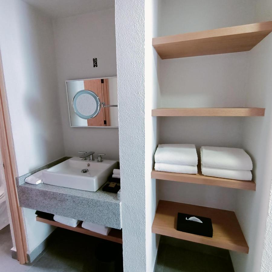 קאבו סן לוקאס Sunrock Hotel & Suites מראה חיצוני תמונה