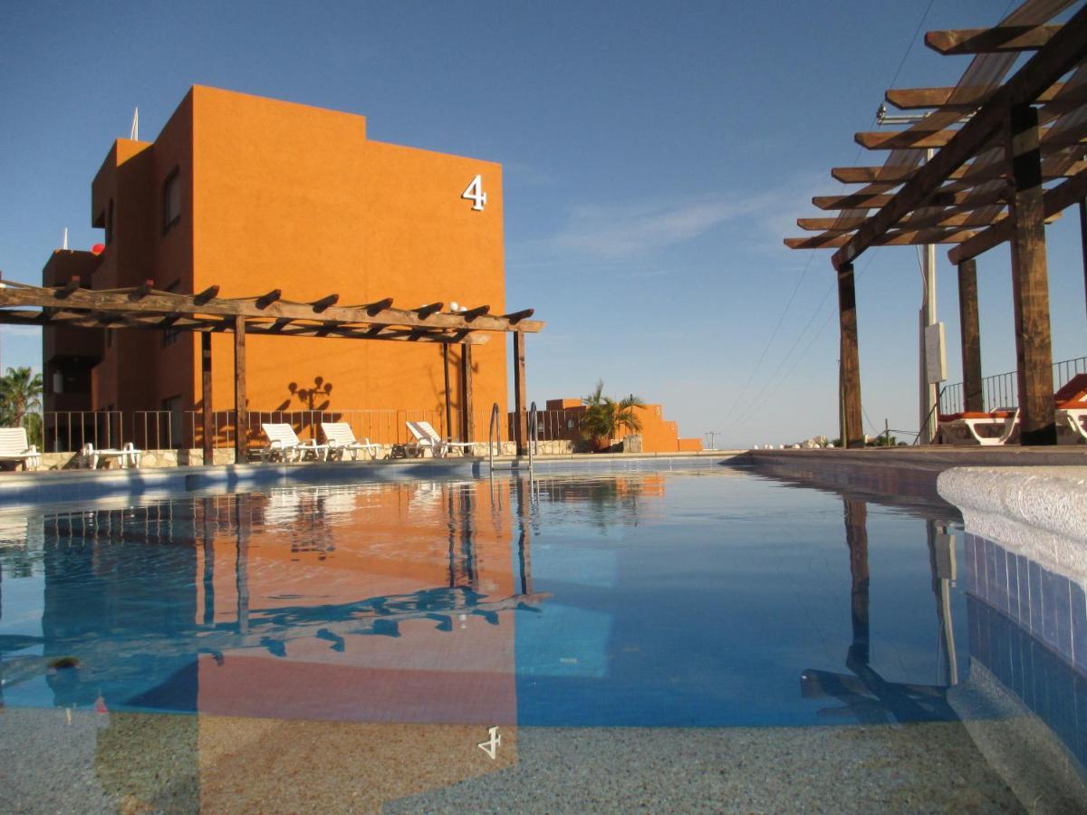 קאבו סן לוקאס Sunrock Hotel & Suites מראה חיצוני תמונה