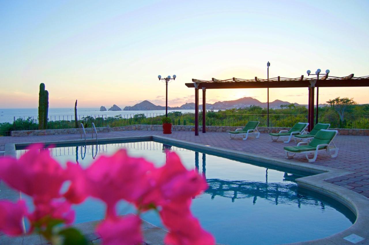 קאבו סן לוקאס Sunrock Hotel & Suites מראה חיצוני תמונה